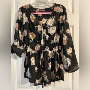 Lightweight blouse with zipper detail. I’m a size 6 and 5’4”.